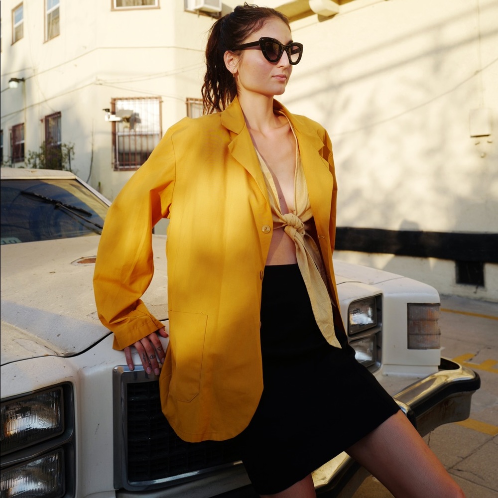 Vintage pastel-mustard blazer jacket/shirt, most likely from the 60’s. Cotton.